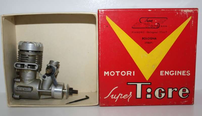 Vintage Super Tigre 40 G21 (made in Italy)