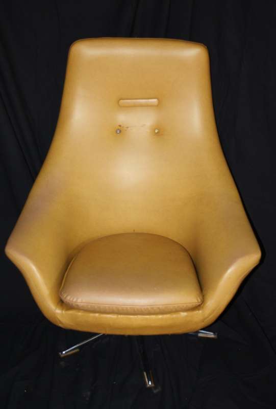 Vintage Swivel Chair