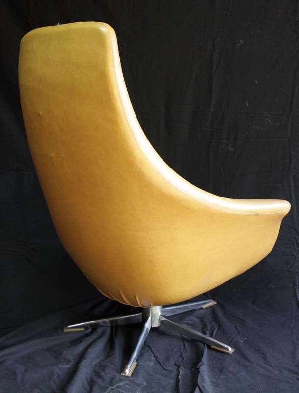 Vintage Swivel Chair