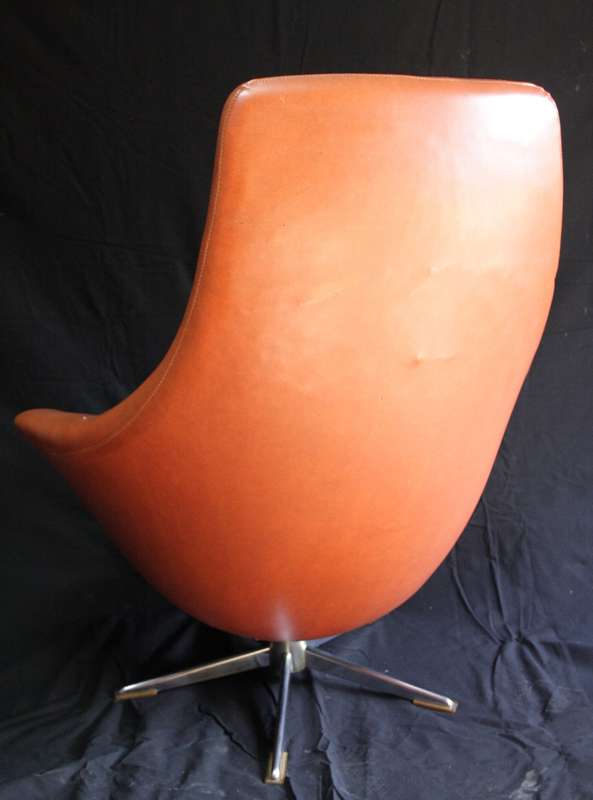 Vintage Swivel Chair