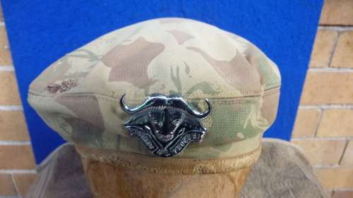 32 BATTALION BERET WITH BADGE-LOW START!