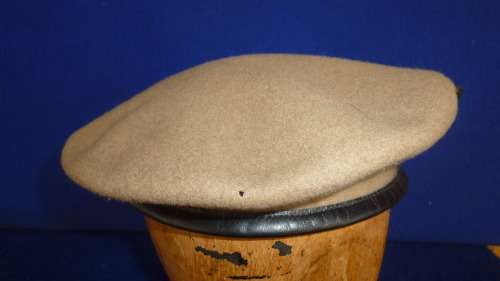 A BRITISH SAS (SPECIAL AIR SERVICE) BEIGE BERET-POST WAR-GOOD CONDITION-LOW START!