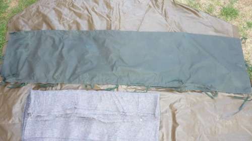 2) A RHODESIAN ISSUE BLANKET & OLIVE GREEN BLANKET WRAP-IN GOOD CONDITION-LOW START!