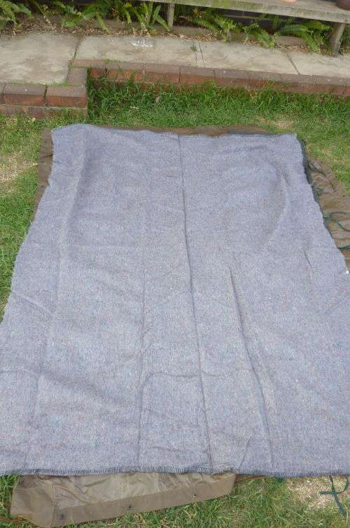 2) A RHODESIAN ISSUE BLANKET & OLIVE GREEN BLANKET WRAP-IN GOOD CONDITION-LOW START!