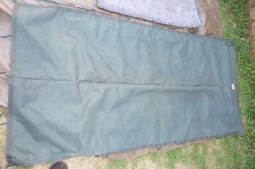 2) A RHODESIAN ISSUE BLANKET & OLIVE GREEN BLANKET WRAP-IN GOOD CONDITION-LOW START!