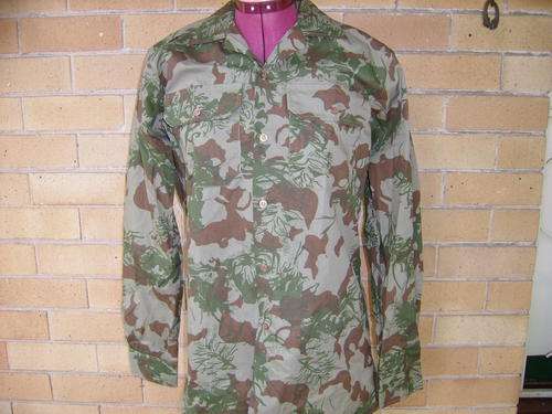 OLD SOUTH AFRICAN POLICE/KOEVOET LONG SLEEVE SHIRT-1989-LOW START.