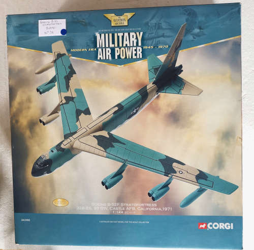 DIE-CAST CORGI LIMITED EDITION BOEING B-52F STRATOFORTRESS