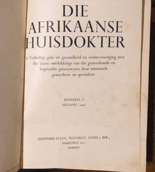 DIE AFRIKAANSE HUISDOKTER THREE VOLUMES 1956 EDITION
