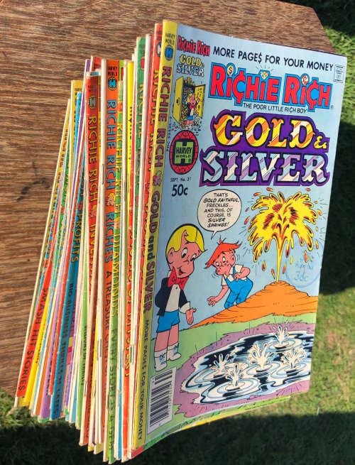 COMICS RICHIE RICH COLLECTION OF 71