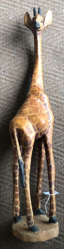 AFRICAN CARVING OF A GIRAFFE