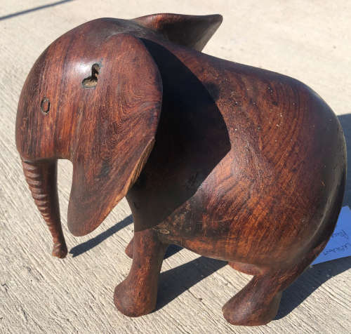 AFRICAN WOOD CARVING OF AN ELEPHANT
