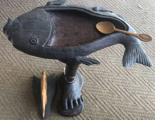 ANTIQUE FISH SERVER WOOD CARVING