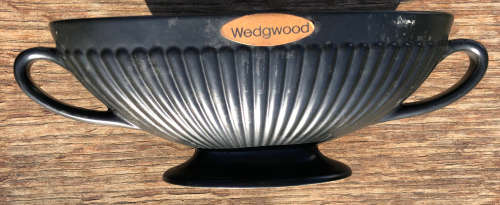 WEDGEWOOD BLACK BARLASTON FLUTED URN