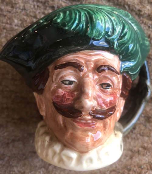 ROYAL DOULTON MEDIUM CHARACTER JUG THE CAVALIER