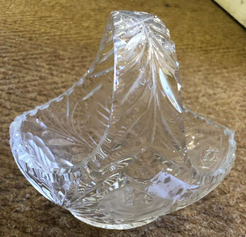 CRYSTAL BASKET