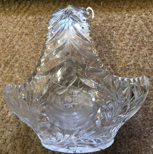 CRYSTAL BASKET