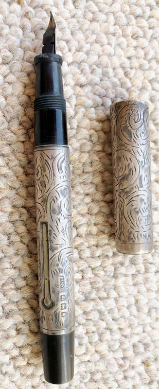 FOUNTAIN PEN SILVER HALLMARKED LONDON 1926 WITH 14K GOLD NIB