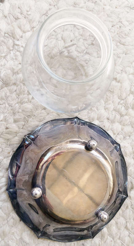 GLASS BOWL IN SILVER PLATED SAUCER