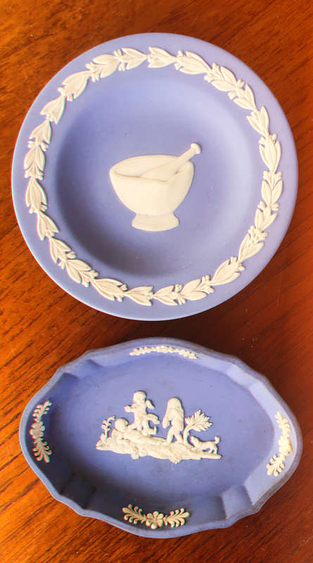 WEDGWOOD JASPERWARE BLUE SET OF TWO PIN TRAYS