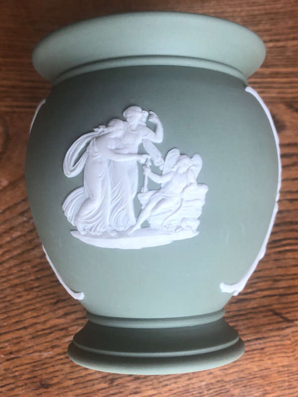 WEDGWOOD JASPERWARE SAGE GREEN CLASSICAL GREEK FIGURES VASE