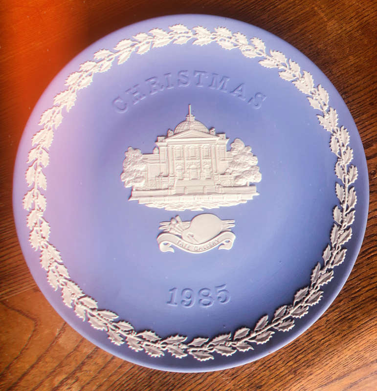WEDGWOOD JASPERWARE BLUE CHRISTMAS 1985 TATE GALLERY PLATE