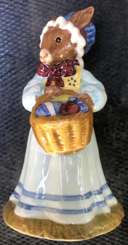 ROYAL DOULTON MRS BUNNYKINS AT THE EASTER PARADE