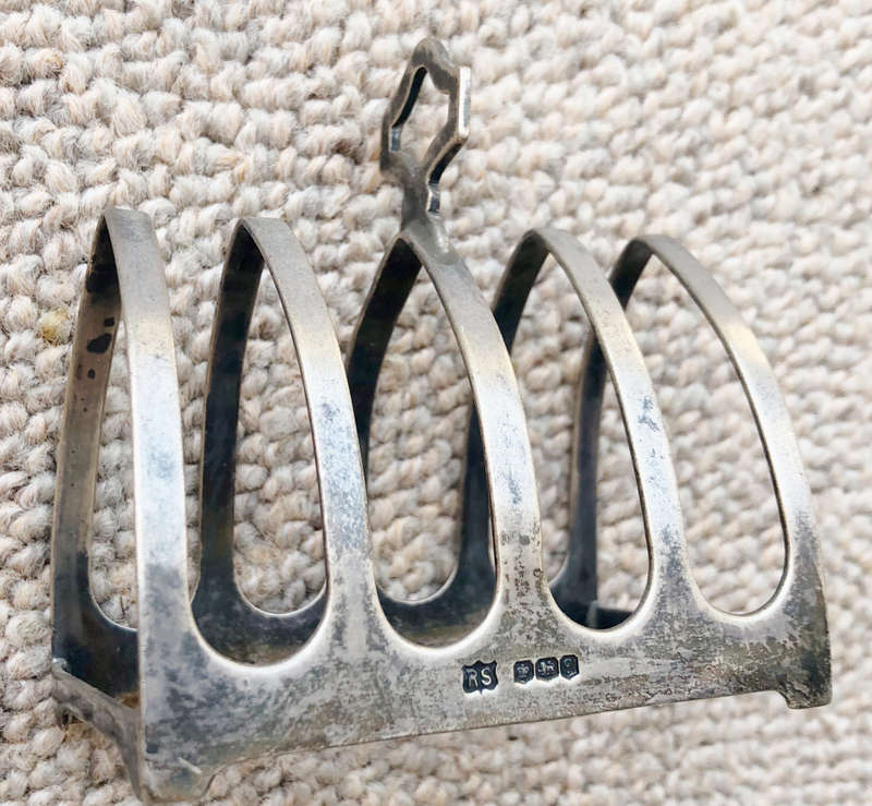 SILVER 4 SLICE TOAST RACK HALLMARKED 1933
