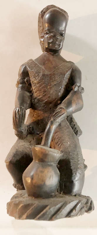 AFRICAN WOOD CARVING