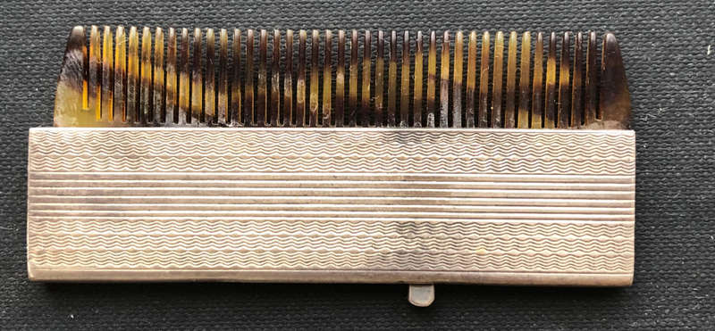 SILVER HALLMARKED 1926 RETRACTABLE COMB