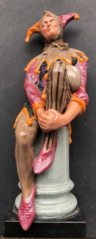 ROYAL DOULTON THE JESTER HN 2016