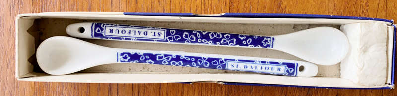 SPOON JAM CONDIMENT SODA SAUCE  BLUE AND WHITE PORCELAIN SET OF TWO IN ORIGINAL BOX