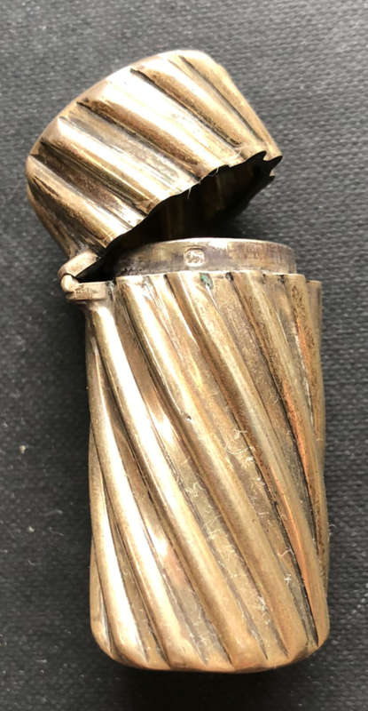SILVER SMELLING SALTS HALLMARKED 1881