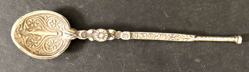 SILVER TEASPOON HALLMARKED 1910