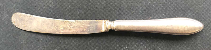 SILVER BUTTER KNIFE HALLMARKED 1918