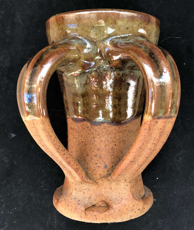 MUG POTTERY DOUBLE HANDLED `THE FRIARS`