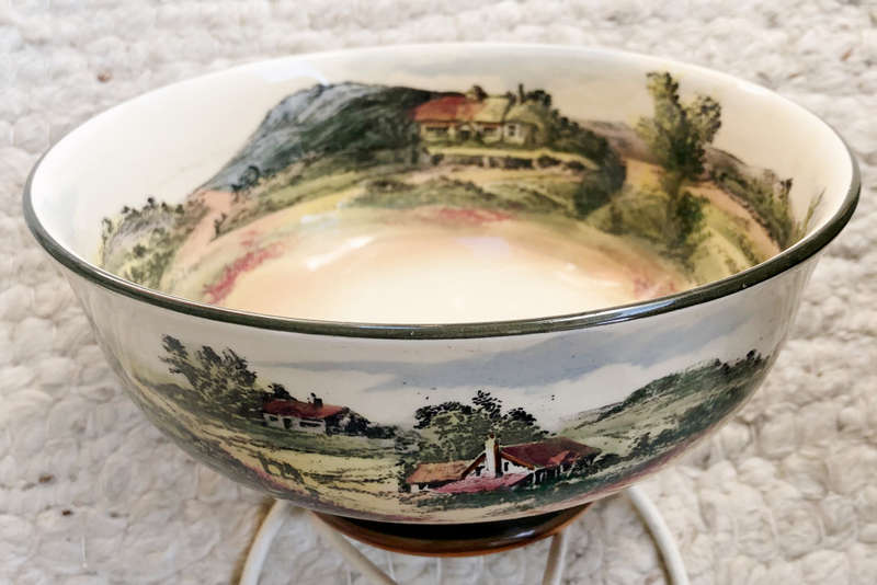 ROYAL DOULTON COUNTRYSIDE D3674 BOWL