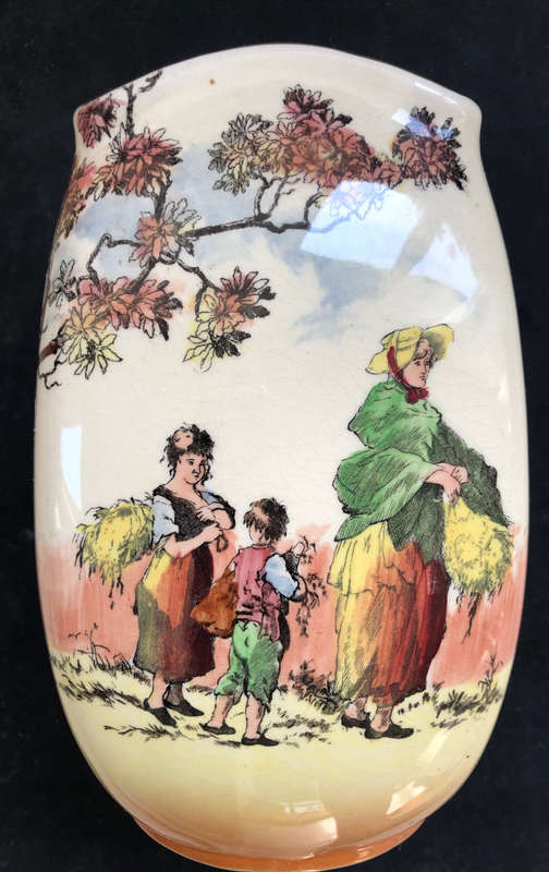 ROYAL DOULTON OLD ENGLISH SCENES THE GLEANERS D6123 VASE