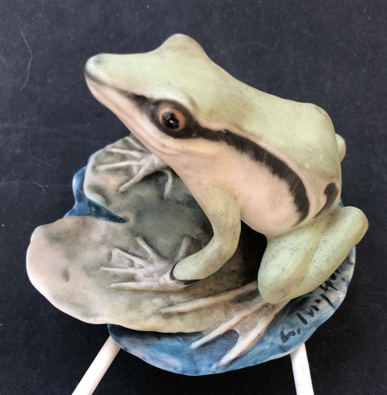 KAISER PORCELAIN FROG