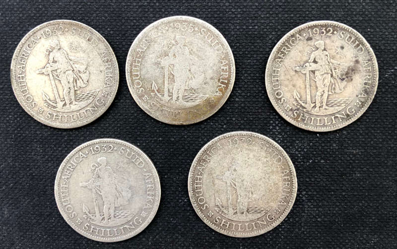 SILVER COIN COLLECTION OF FIVE UNION OF SOUTH AFRICA GEORGE V SHILLINGS FOUR 1932 AND ONE 1935