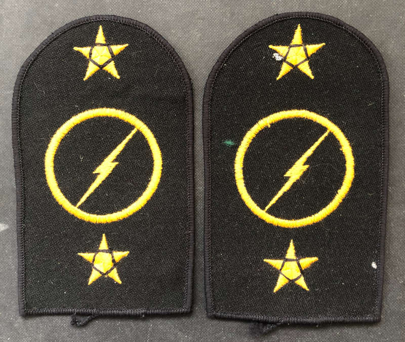 MILITARY EMBROIDERED EPAULETTES