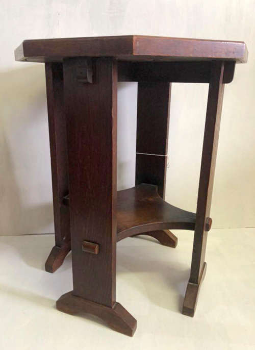 Oak Pie Lamp Table