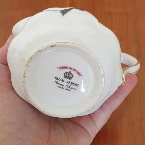 Royal Albert ` Queen`s Messenger ` Tea Set