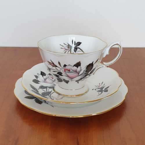 Royal Albert ` Queen`s Messenger ` Tea Set