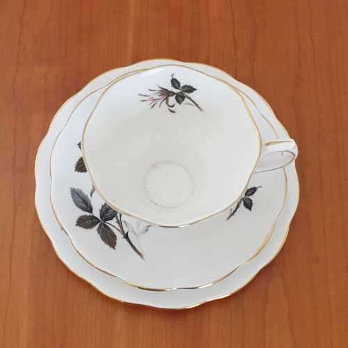 Royal Albert ` Queen`s Messenger ` Tea Set