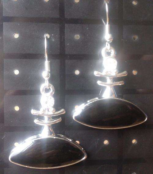 Oval Enamel and Silver Plated Alloy - Black Earrings