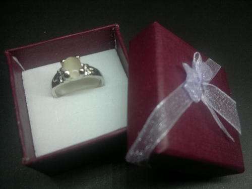 Tibetan Silver Cat's Eye Ring - White Size 18