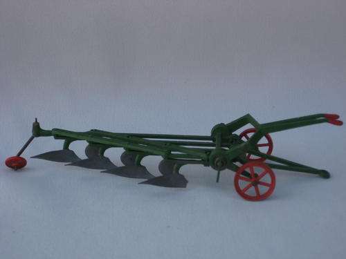 Britains - 4 Furrow Plow for Tractor -  Scale 1/32
