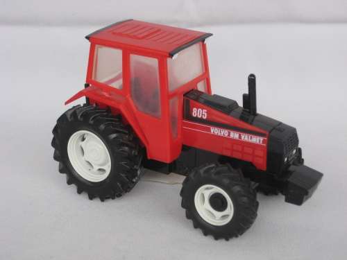 Britains Tractor Volvo BM Valmet 805 - Scale 1/32