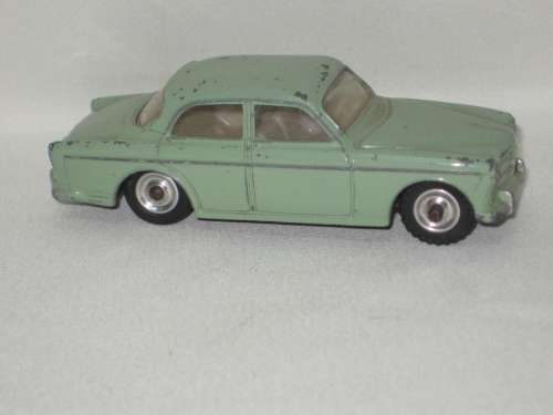 Dinky Volvo 122S South African SA Model no. 184- Scale 1/43
