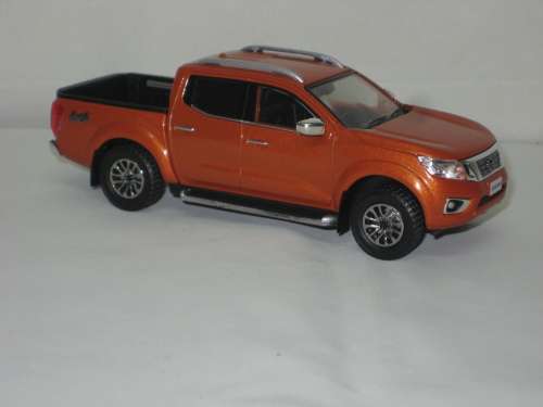 Nissan Navara 2017 LDV Double Cab - Scale 1/43